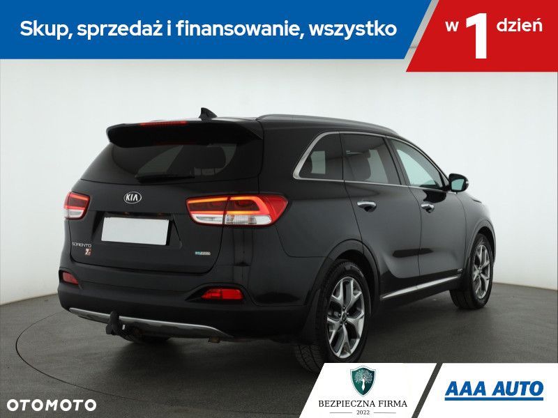 Kia Sorento - 7