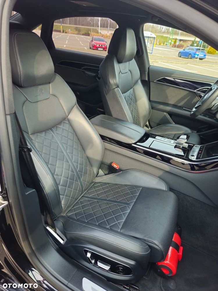 Audi A8 - 13