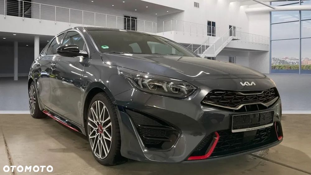 Kia ProCeed - 1