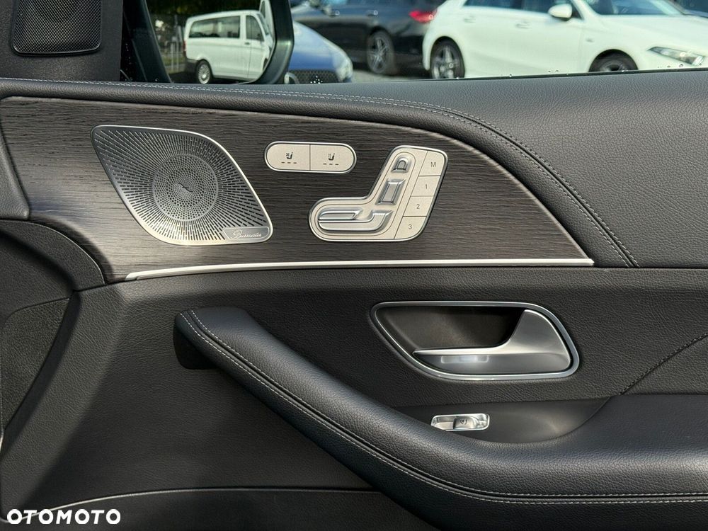 Mercedes-Benz GLE - 31