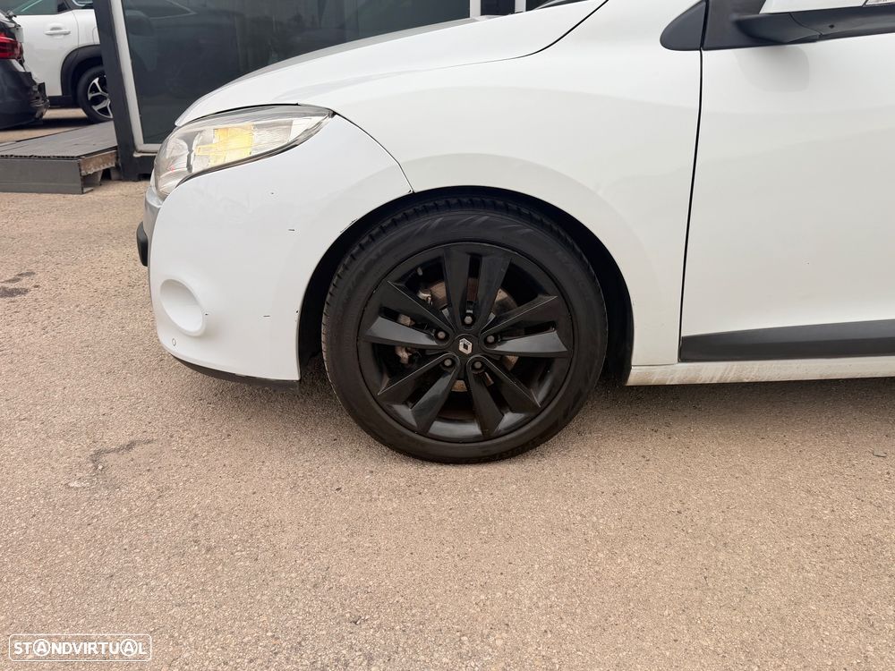 Renault Mégane Coupe 1.5 dCi Dynamique S - 3