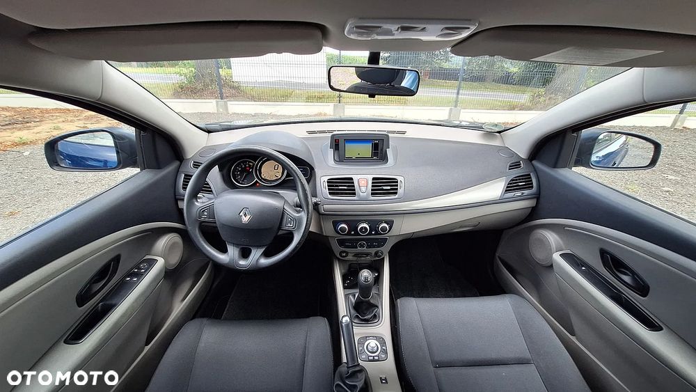 Renault Megane 1.6 16V 100 Authentique - 9