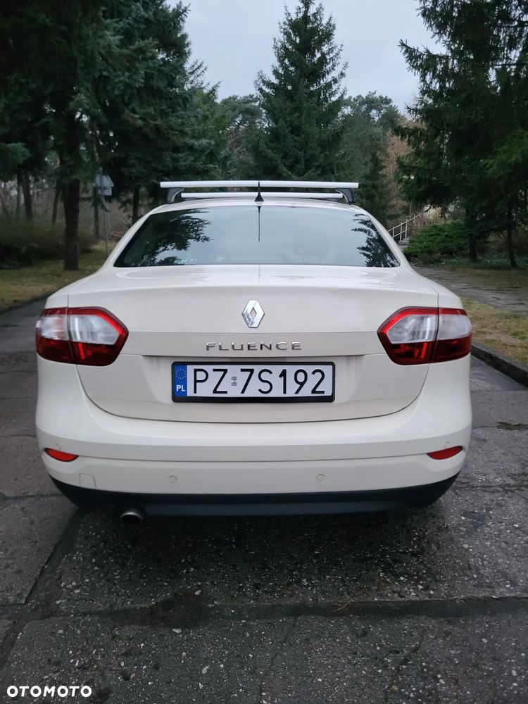 Renault Fluence 1.6 16V Techno Feel - 6