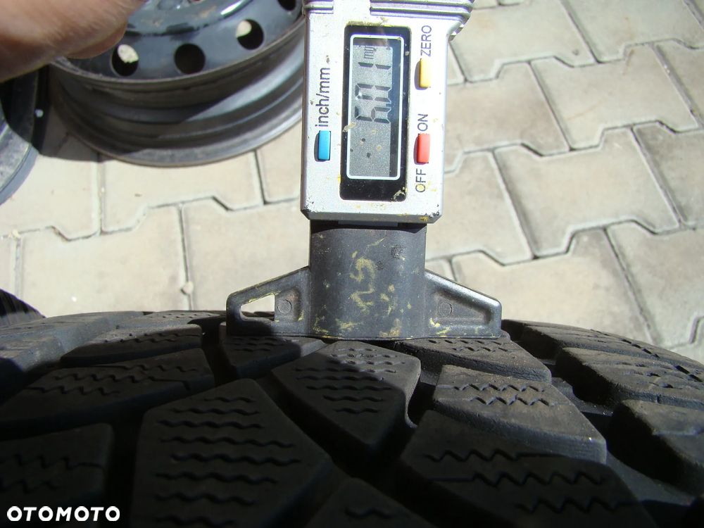 a60 5x120 VW Transporter Caravelle Multivan T5 T6 7,5jx17 opony zima - 16