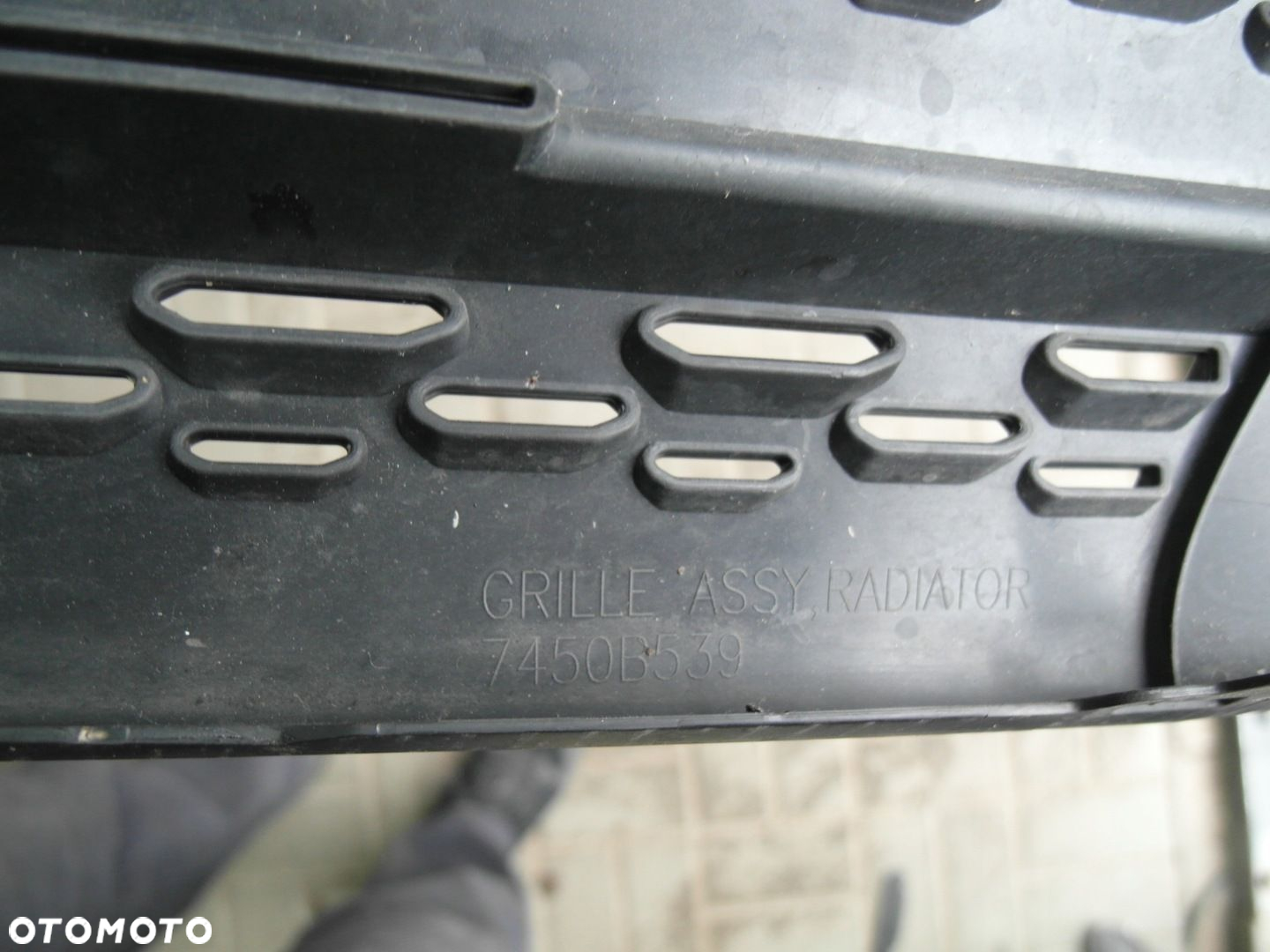 MITSUBISHI ECLIPSE CROSS LIFT ATRAPA GRILL KRATKA 20- NR70 - 10