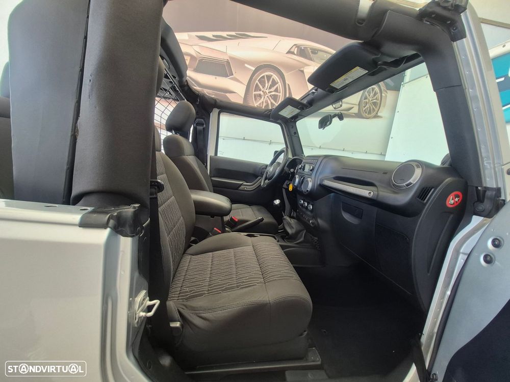 Jeep Wrangler 2.8 CRD MTX Sport 4L - 23