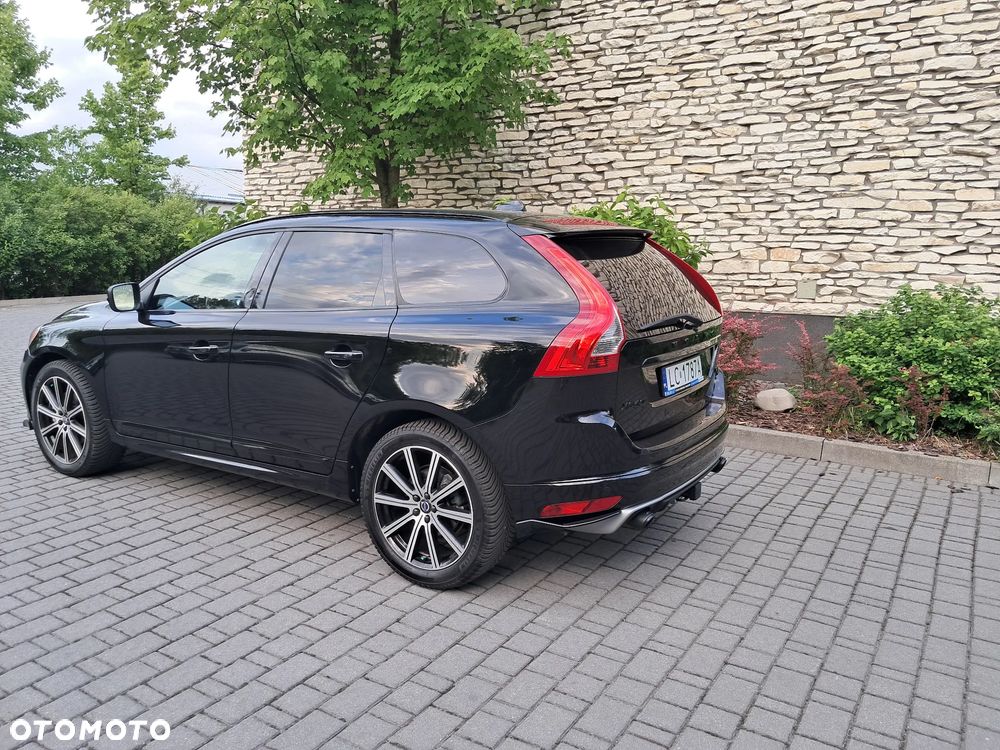 Volvo XC 60 T6 AWD R-Design Summum - 11