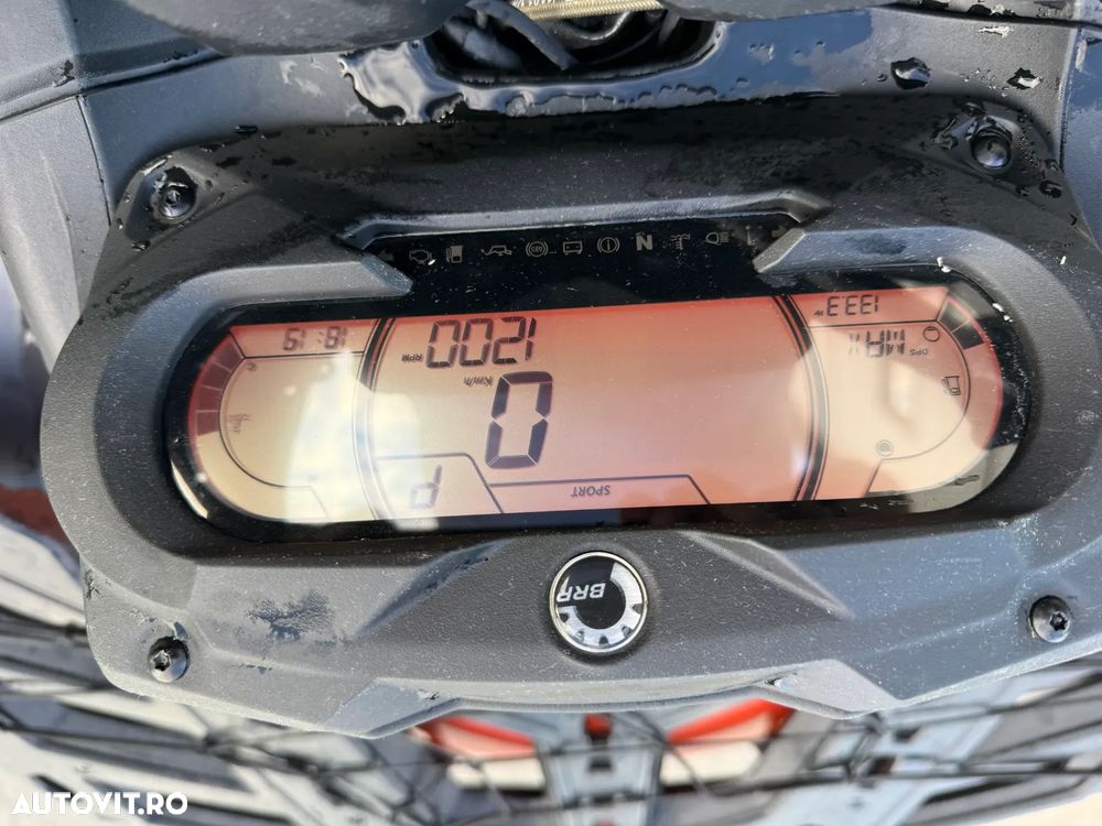 Can-Am Outlander Max - 5