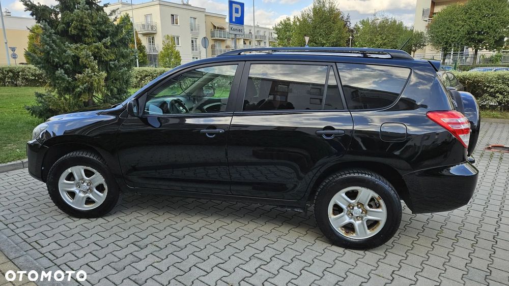 Toyota RAV4 - 2