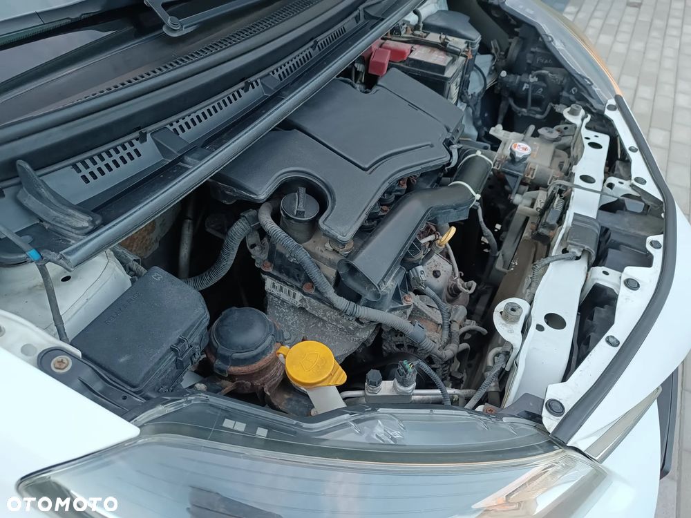 Toyota Yaris 1.0 Life EU6 - 32