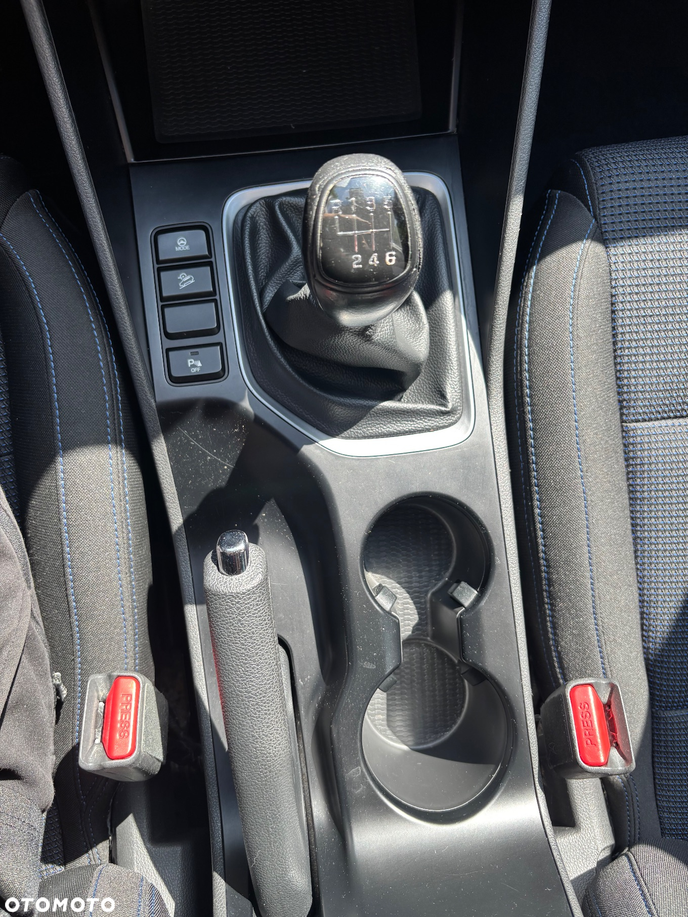 Hyundai Tucson 1.6 Turbo 2WD Navi - 22