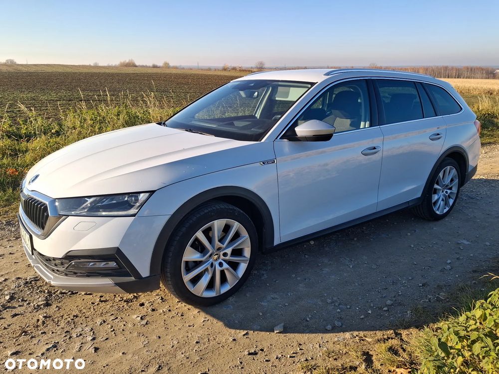 Skoda Octavia 2.0 TDI 4x4 Scout DSG - 5