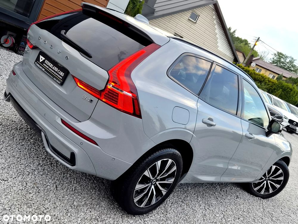 Volvo XC 60 B4 D AWD Plus Dark - 7