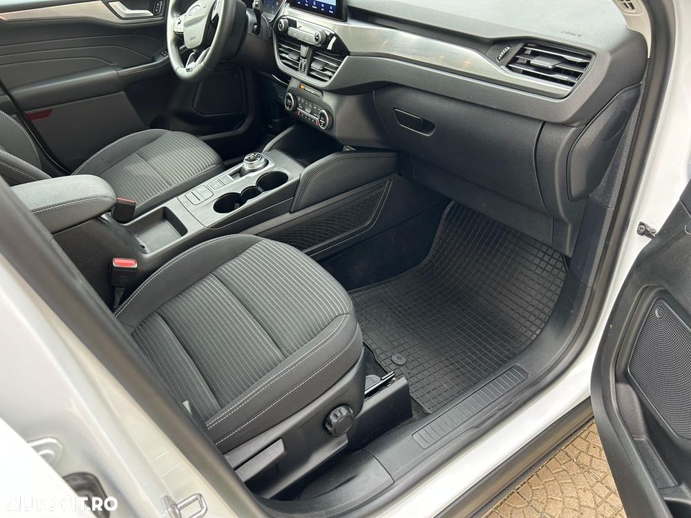 Ford Kuga 2.5 Duratec FHEV AWD Titanium - 9