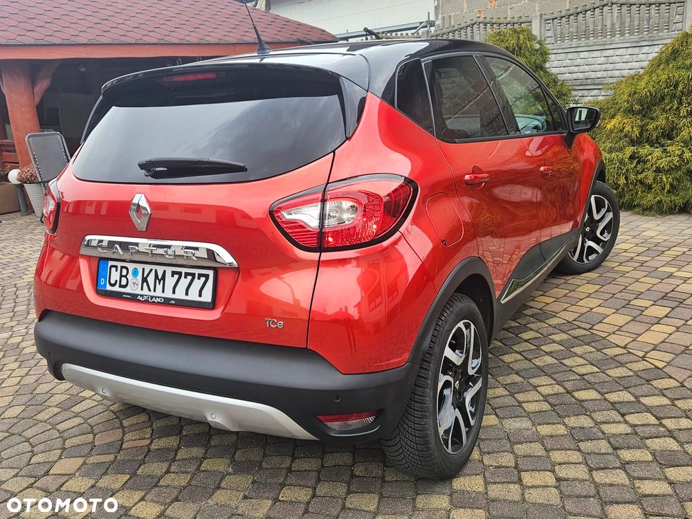 Renault Captur TCe 120 EDC Helly Hansen - 4