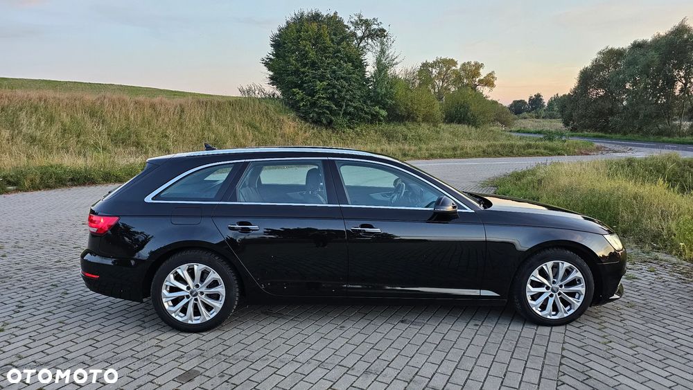 Audi A4 Avant 2.0 TDI ultra S tronic - 13