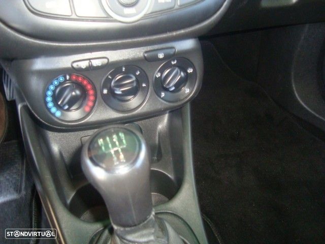 Opel Corsa 1.3 CDTi - 17