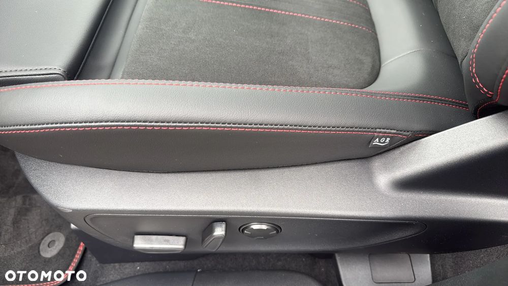 Ford Kuga 2.5 FHEV FWD ST-Line X - 14
