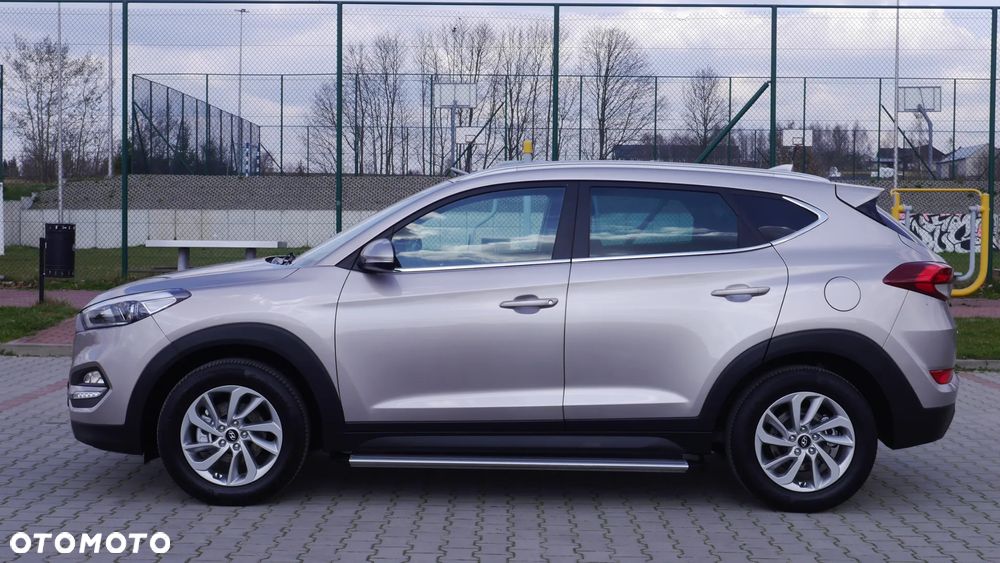 Hyundai Tucson blue 1.7 CRDi 2WD Style - 9