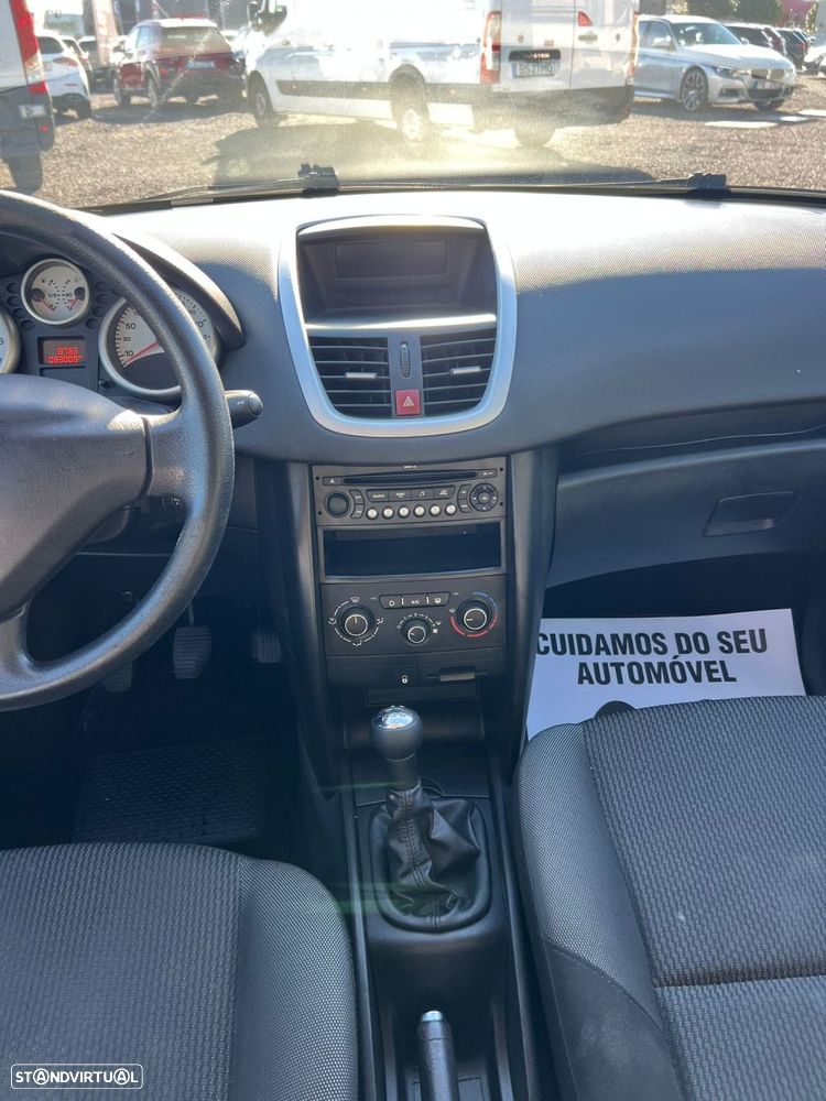 Peugeot 207 1.4 16V Active - 15