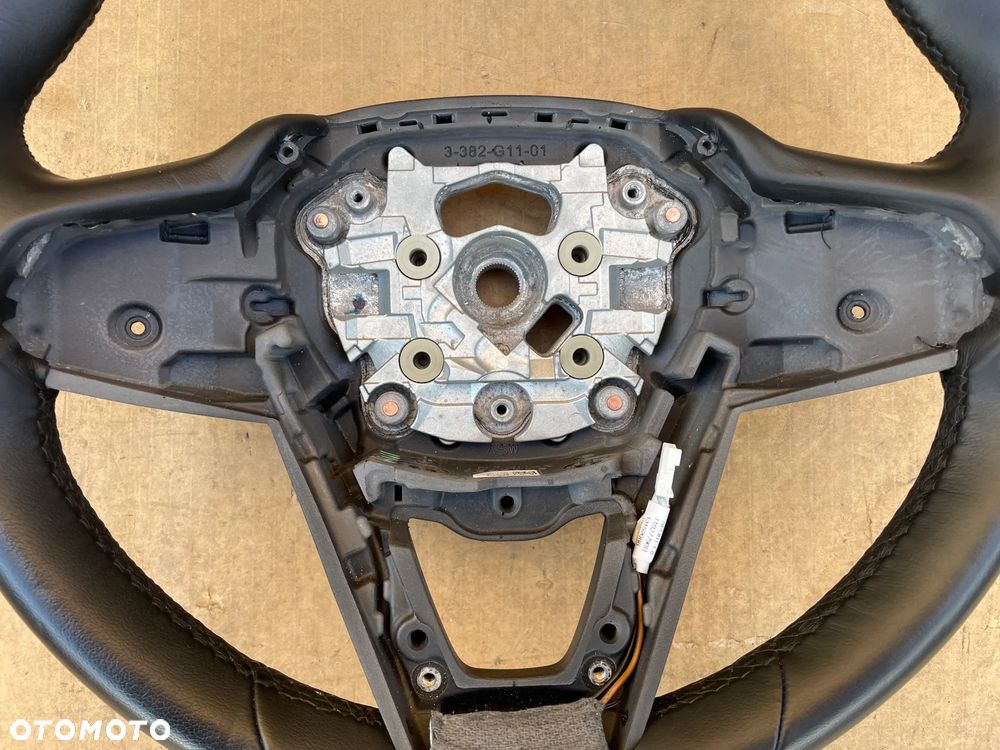 X5 G05 X6 G06 X7 G07 5 G30 G31 7 G11 G12 8 G14 G15 G16 BMW KIEROWNICA SPORTOWA M 6329732 - 5