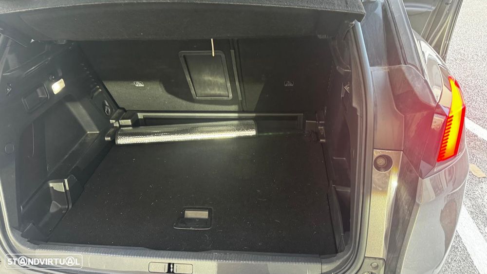 Peugeot 3008 1.5 BlueHDi GT Line EAT8 - 16