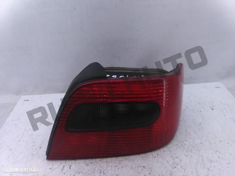 Farolim Trás Painel Direito  Citroen Xsara [1997_2006] 1.4 I - 1