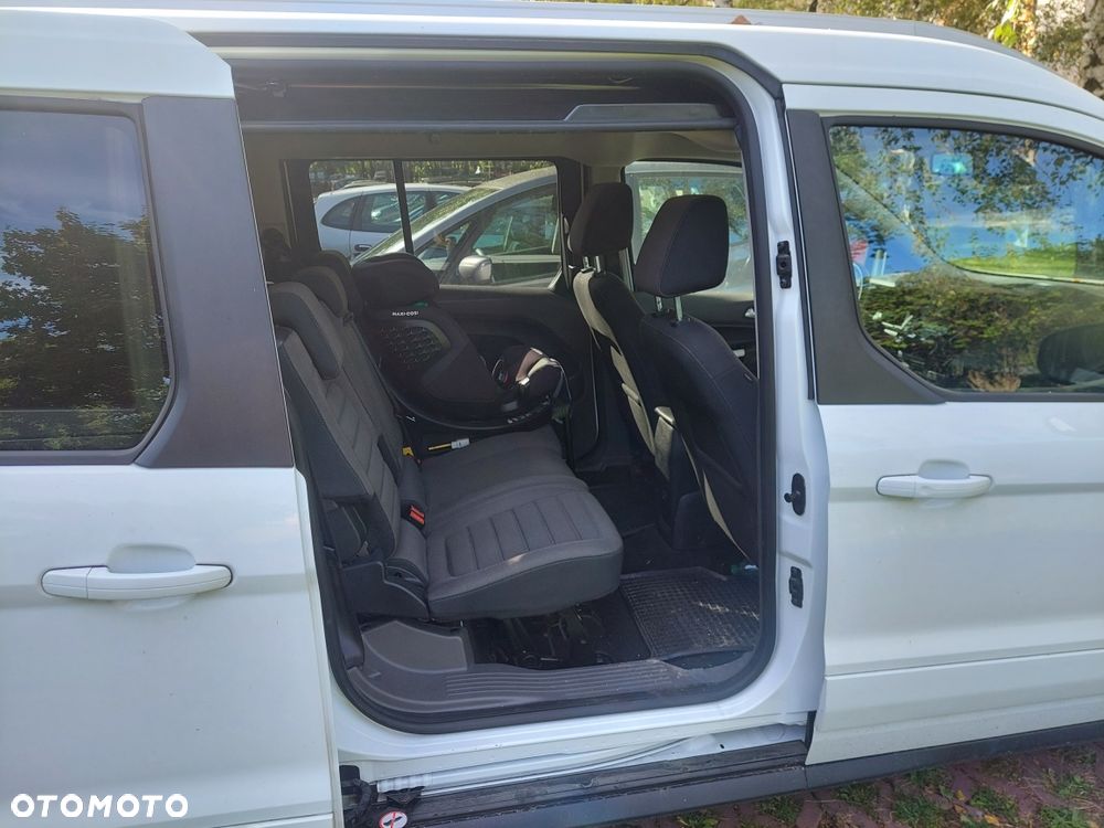 Ford Tourneo Connect Grand - 4