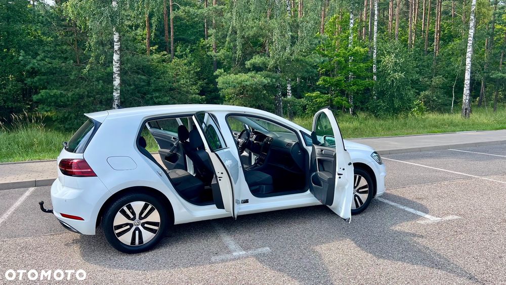 Volkswagen Golf - 9