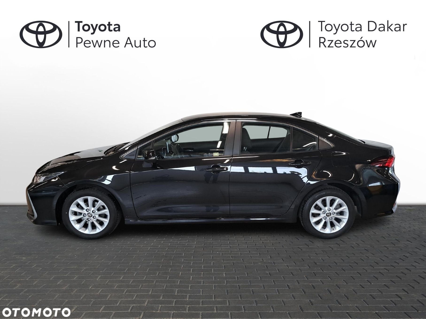 Toyota Corolla - 2