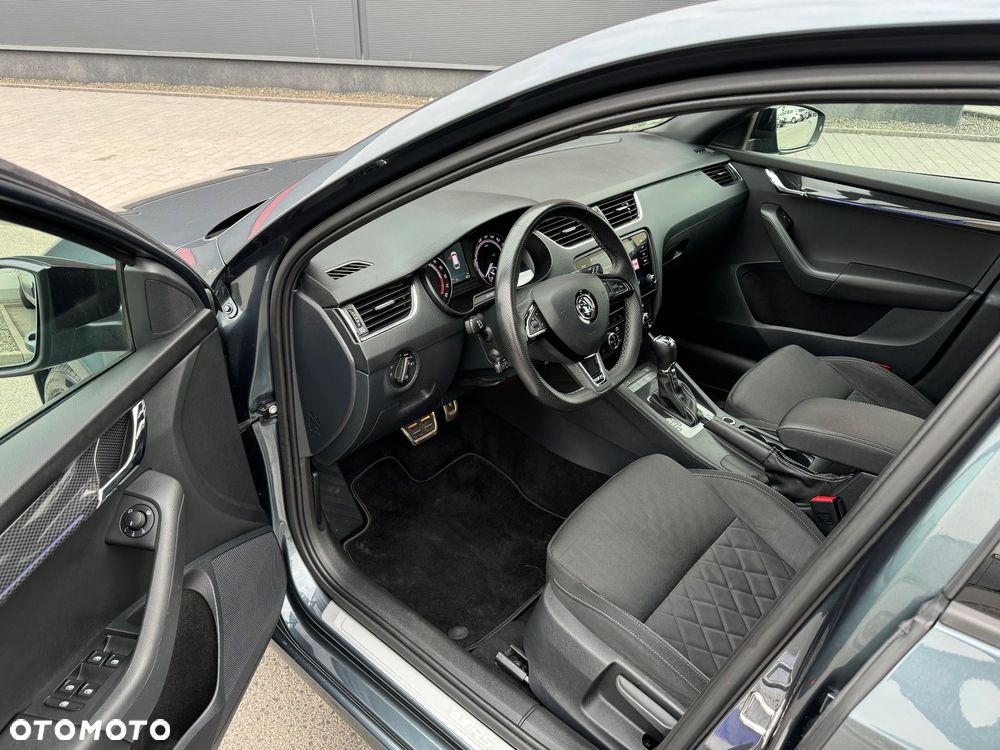 Skoda Octavia 2.0 TDI SCR RS DSG - 5