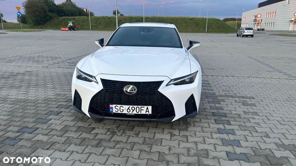 Lexus IS - 17