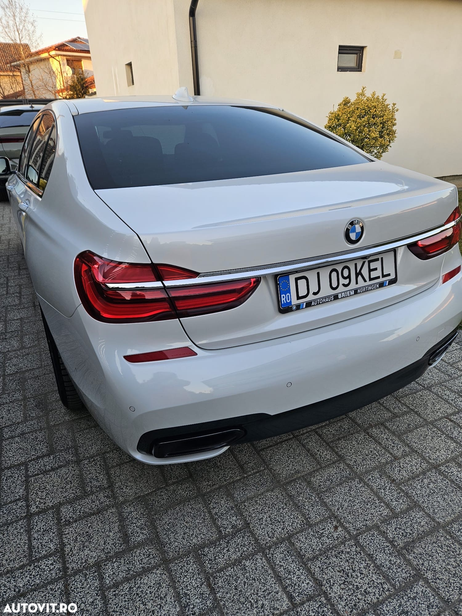 BMW Seria 7 740d xDrive - 9