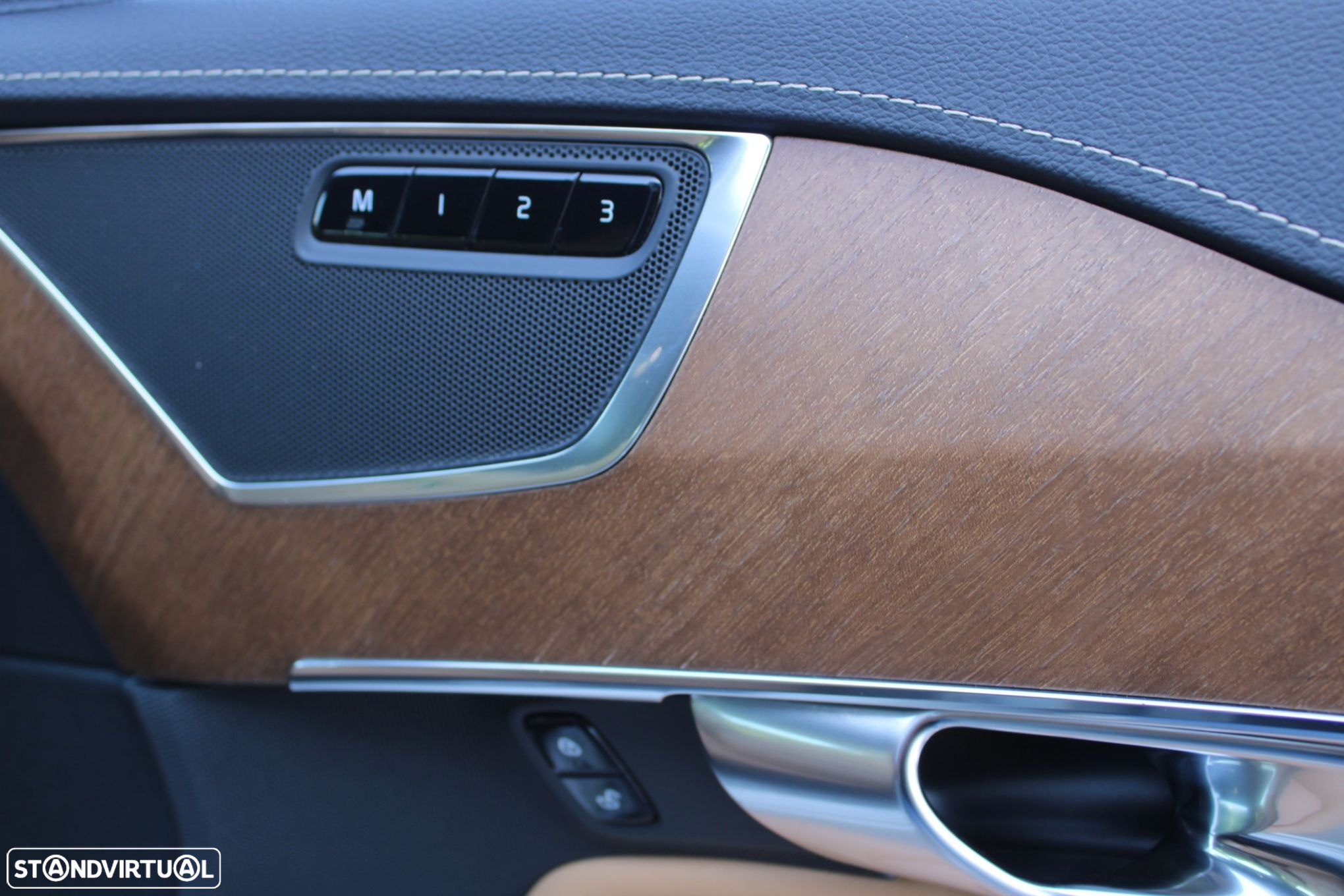 Volvo XC 90 2.0 T8 PHEV Inscription AWD - 29