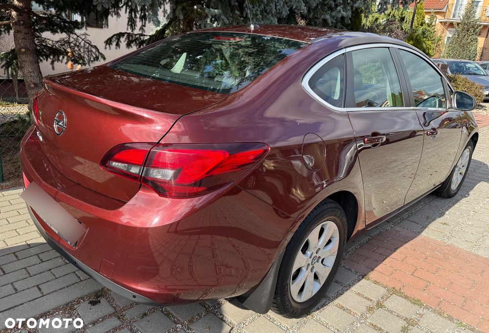 Opel Astra 1.4 T Energy EU6 - 10