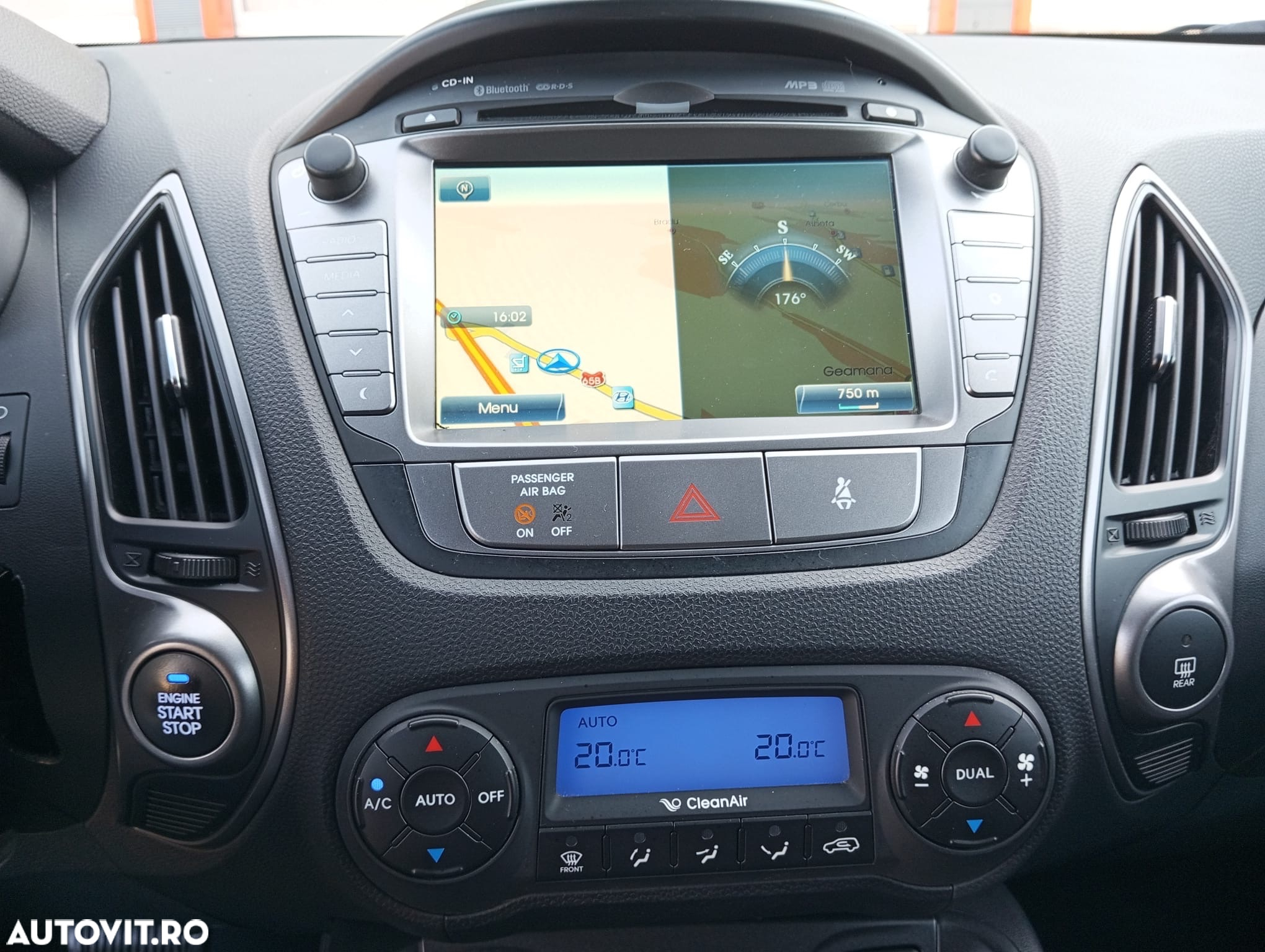 Hyundai ix35 2.0 CRDI 4WD Automatik Style - 18