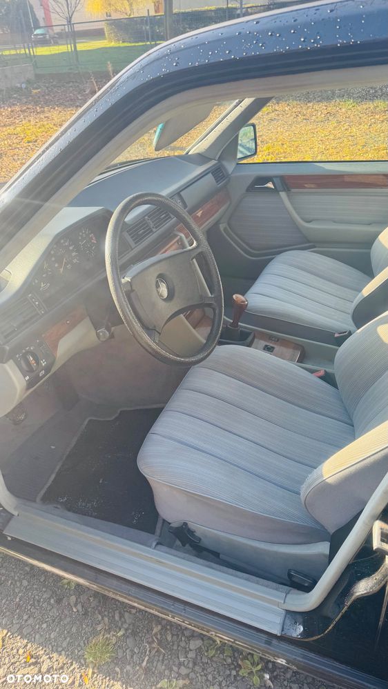 Mercedes-Benz W124 (1984-1993) - 9