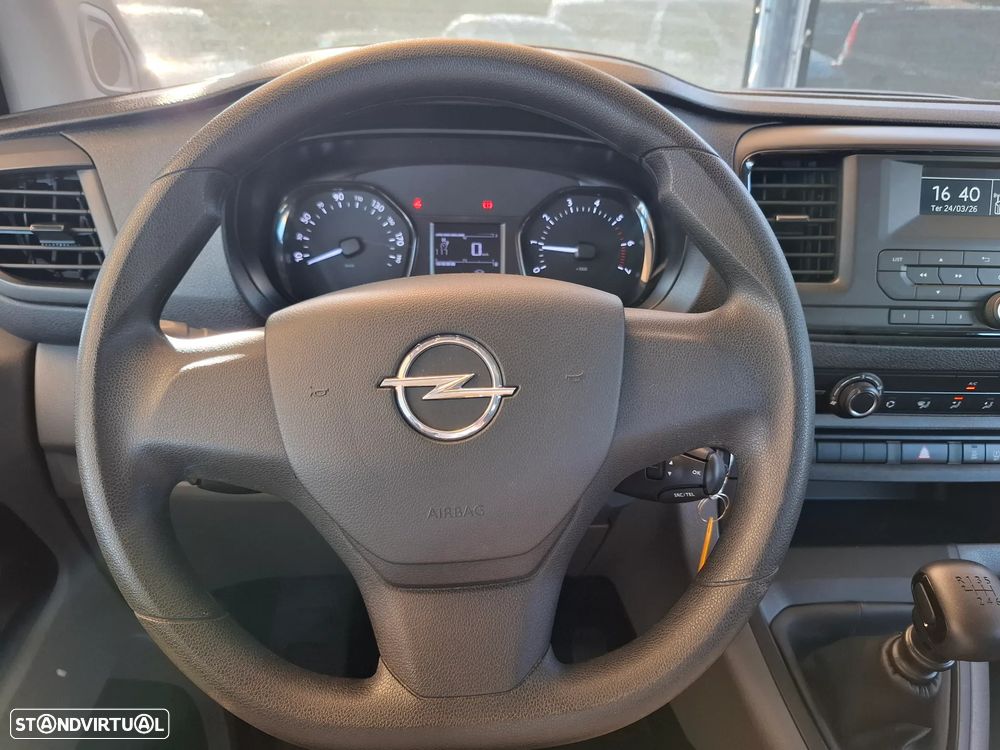 Opel Vivaro 1.5 CDTi L3H1 Essentia - 20