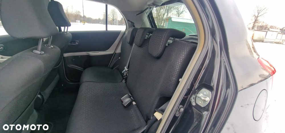 Toyota Yaris 1.33 VVT-i Club - 12