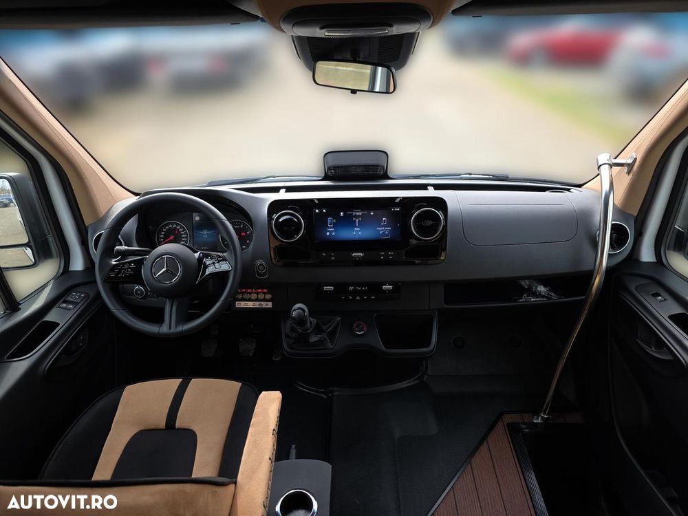 Mercedes-Benz Sprinter 517 - 17