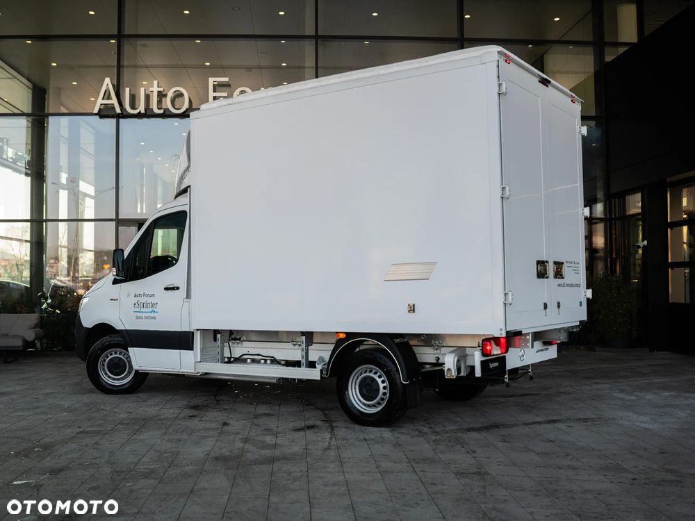 Mercedes-Benz eSprinter - 6