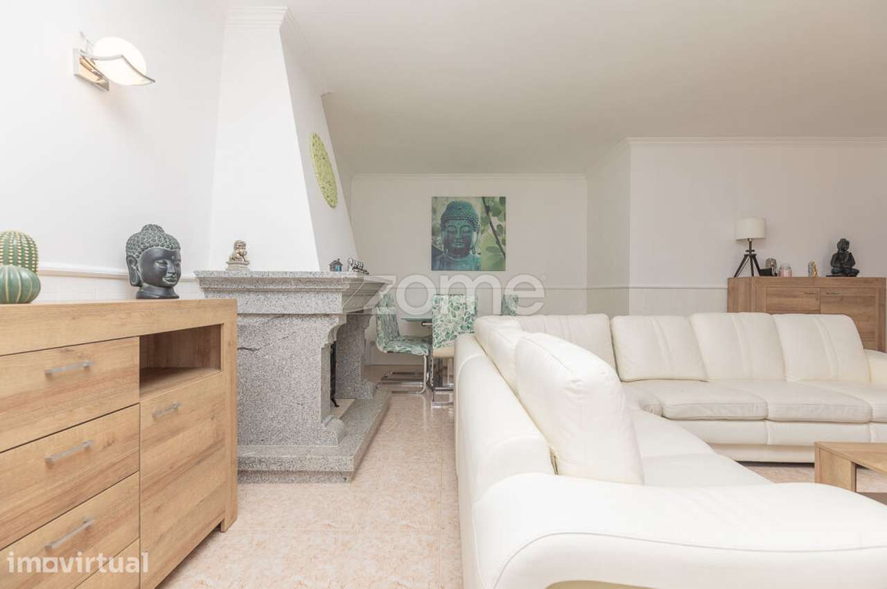 Moradia T5+1 com Garagem e Terreno nas Secarias- Arganil - Grande imagem: 5/32