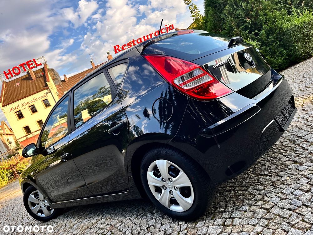Hyundai i30 1.4 Blue Comfort - 4