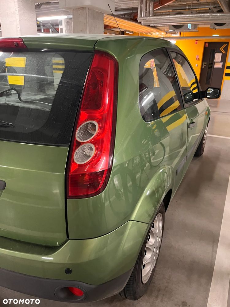 Ford Fiesta 1.3 - 4