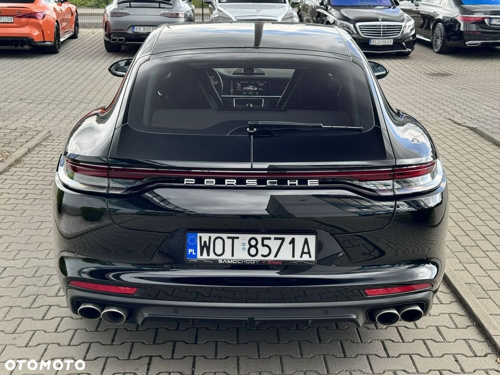 Porsche Panamera Turbo S - 8