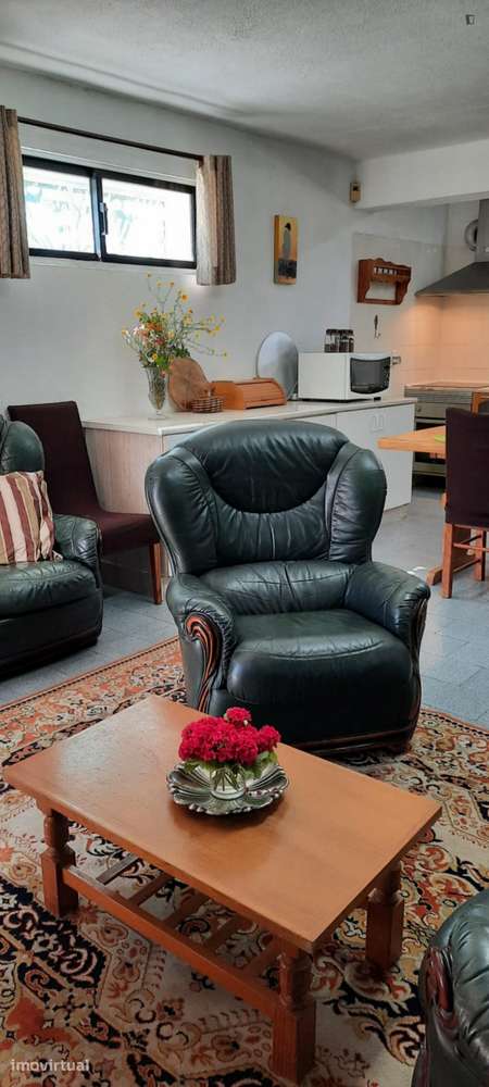 Quarto - localizado em Lisbon - Grande imagem: 5/13