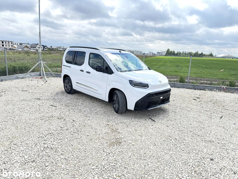 Toyota Proace City Verso 1.5 D-4D Family - 1