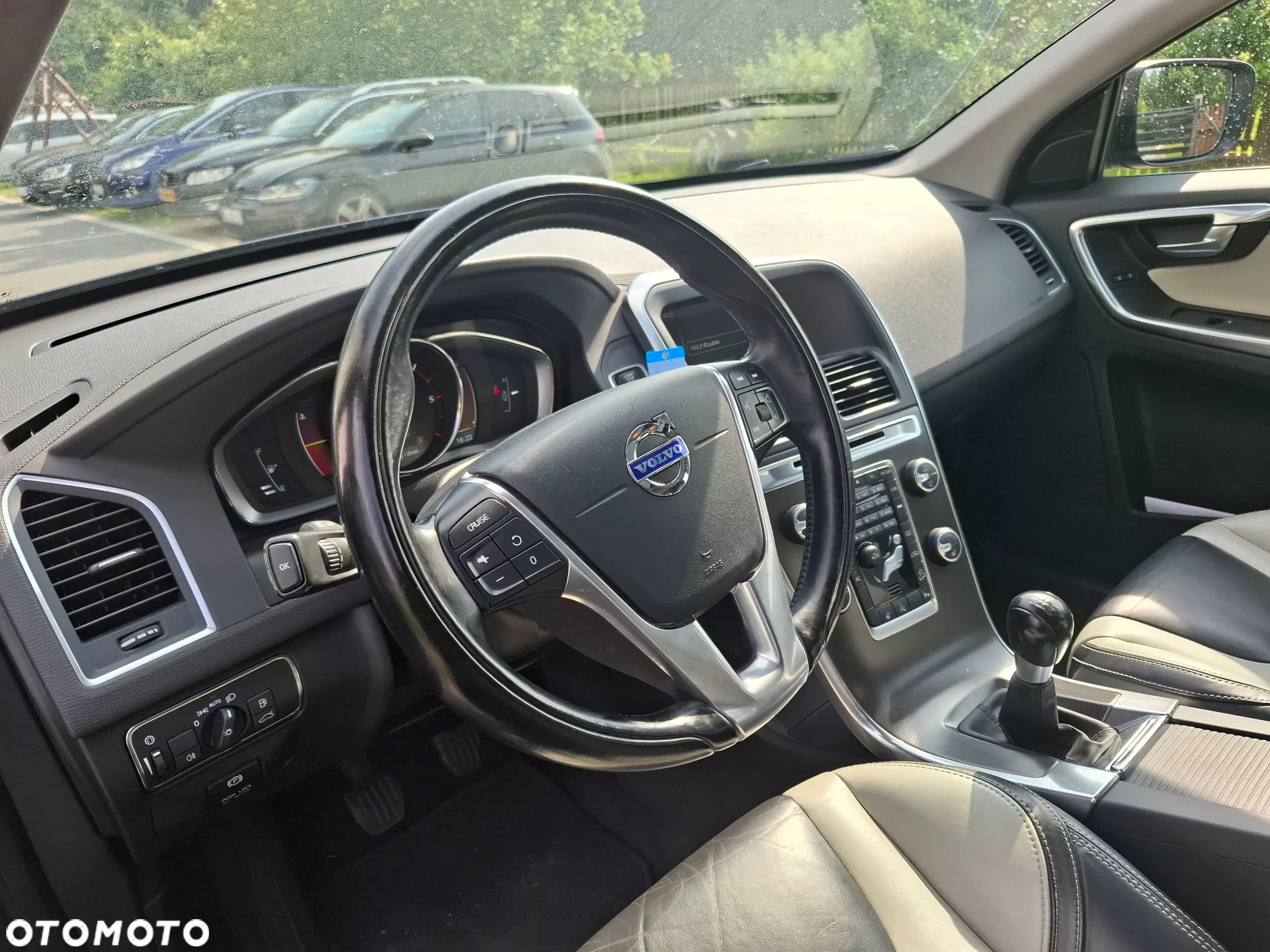 Volvo XC 60 D5 AWD Summum - 9