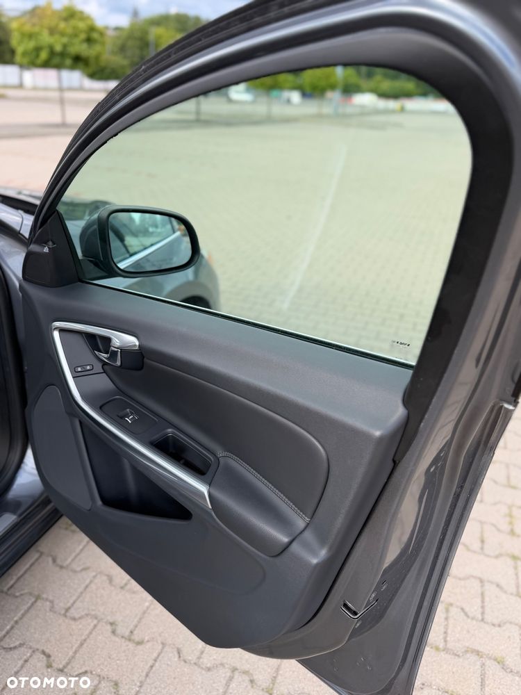 Volvo S60 T5 Geartronic Momentum - 14
