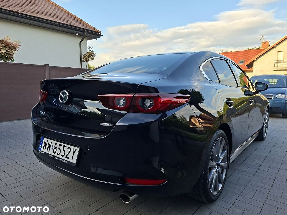Mazda 3 2.0 mHEV Hikari - 2